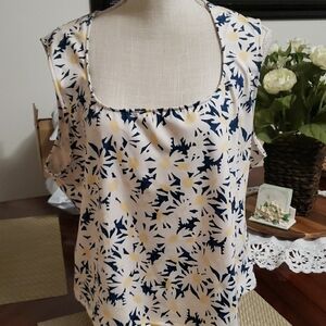 Sleeveless Floral Scoop Neck Women's Top - Navy & Cream